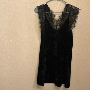 Top shop lace velvet dress size US 2 like brand new worn once